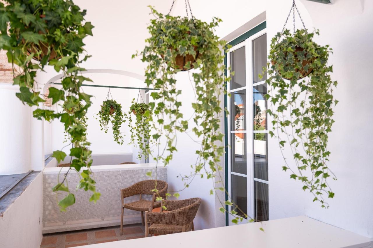 Lilases Boutique House & Garden มอรา ภายนอก รูปภาพ
